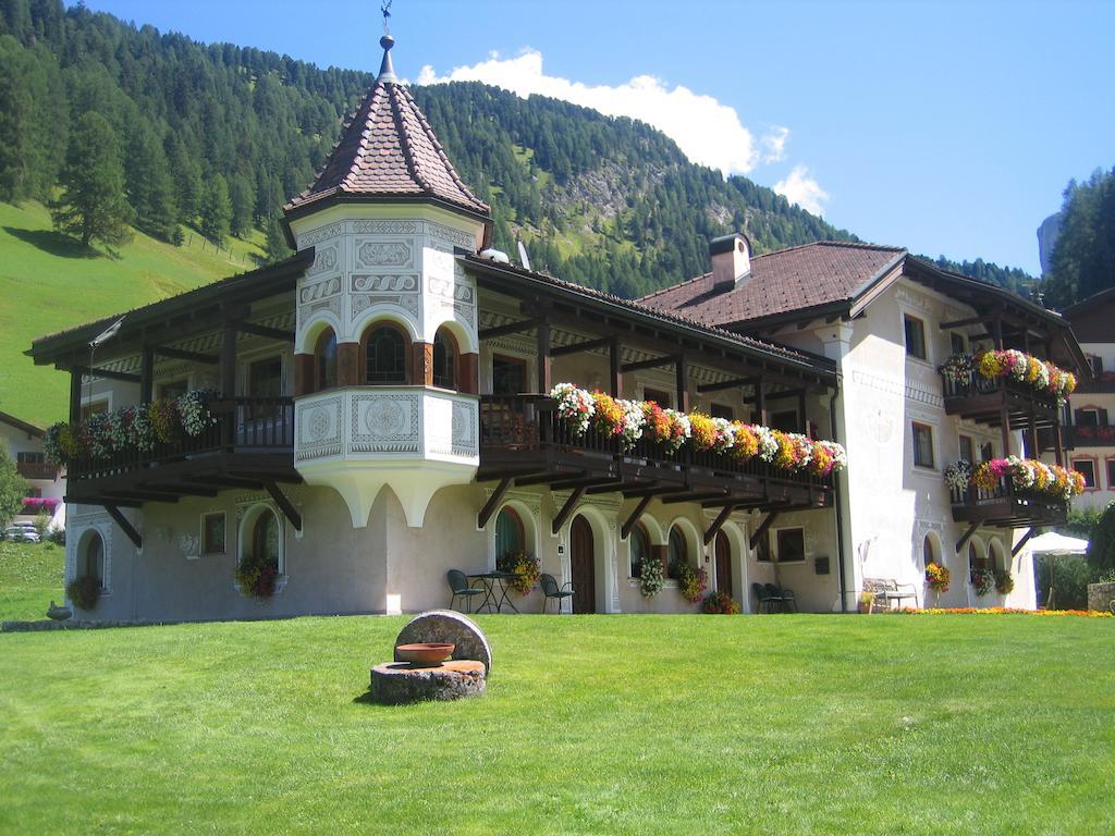 Residence Cesa Callegari Selva di Val Gardena Exteriör bild
